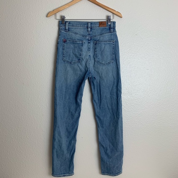 BDG High Waisted Girlfriend Jeans - Picture 3 of 7